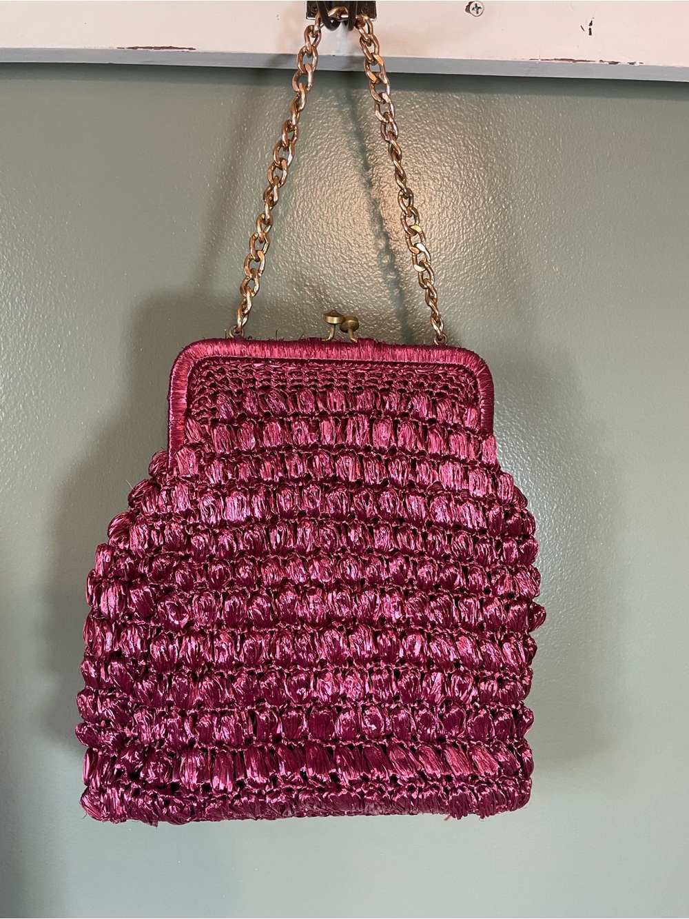 VTG Crocheted Raffia Handwoven Fuchsia Evening Bag with Chain Strap
